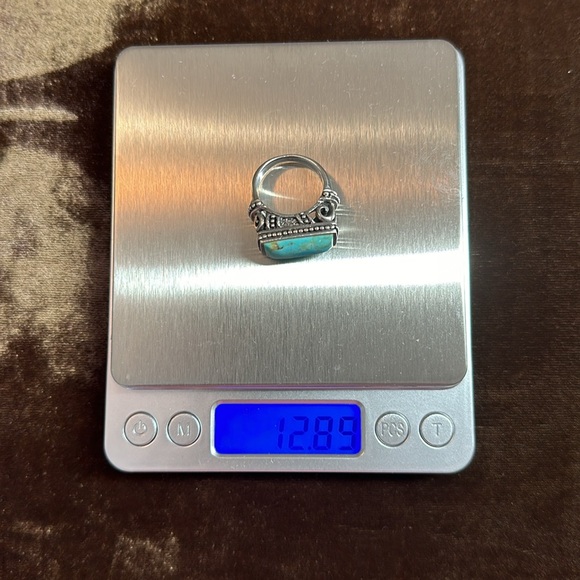 Vintage Sterling Silver Stamped 925 Genuine Turquoise Ring Large and Chunky 🤩 - Picture 9 of 11